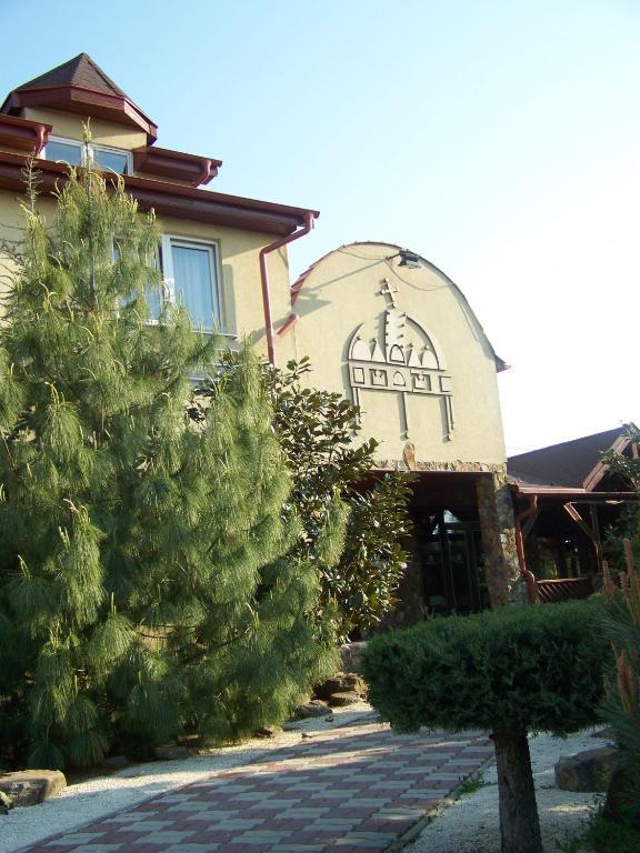 Korona Hotel és Étterem Püspökladány Extérieur photo
